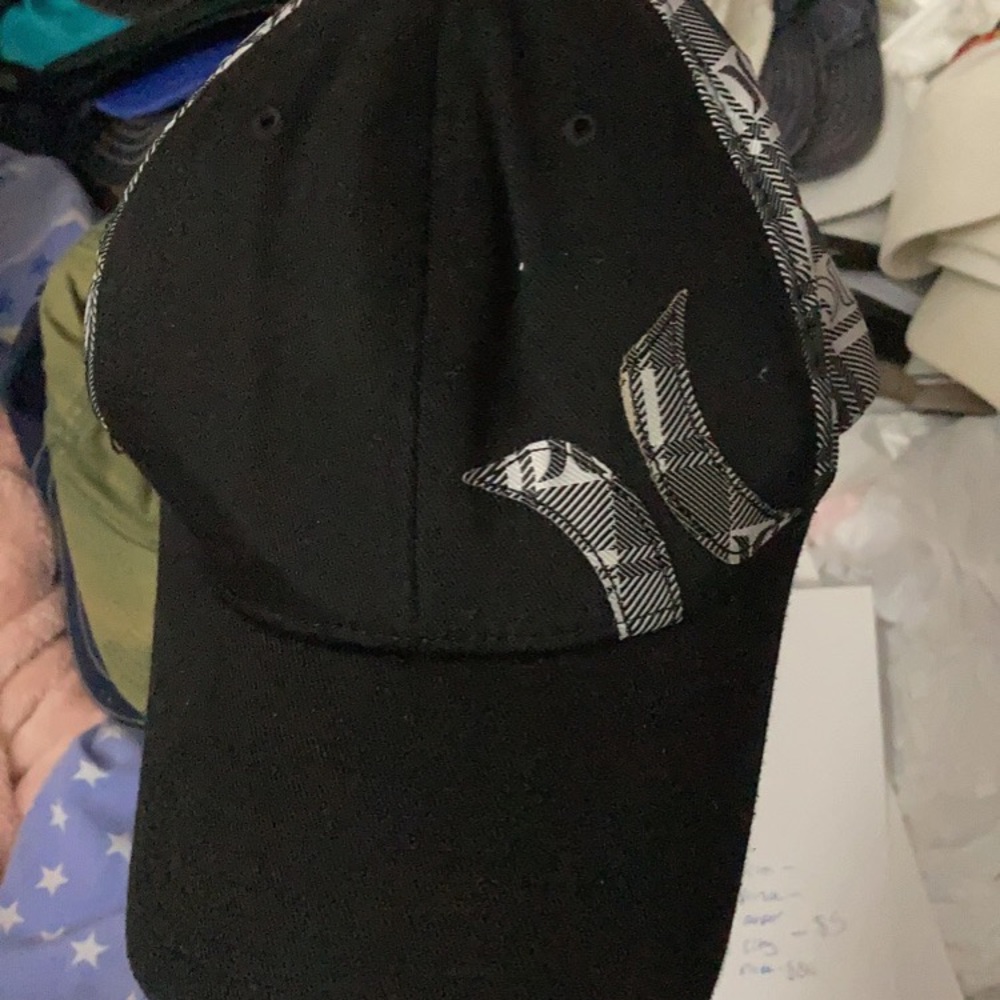 Hurley hat